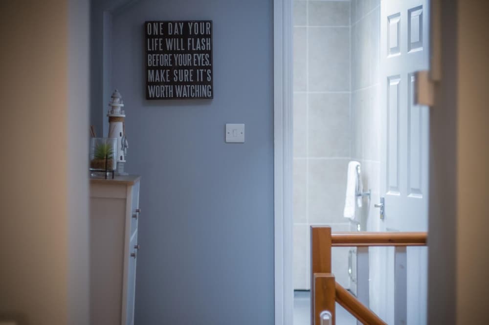 Fletcher Coach House - 3 Bedroom Cottage - Pendine