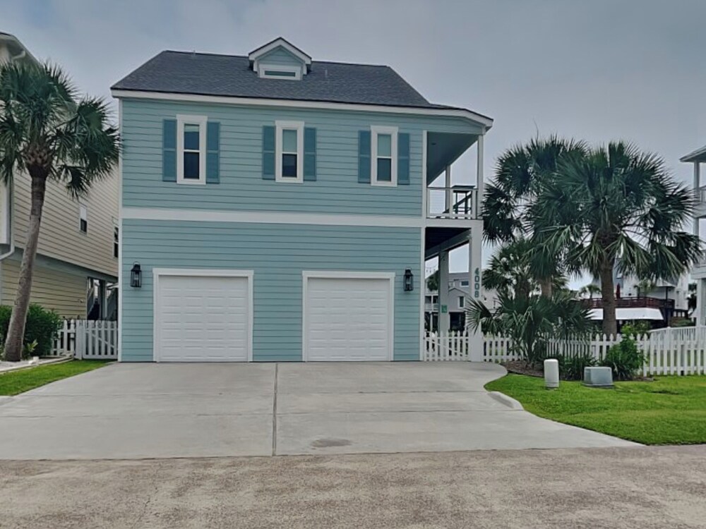 Down By the Bay by Ryson Vacation Rentals