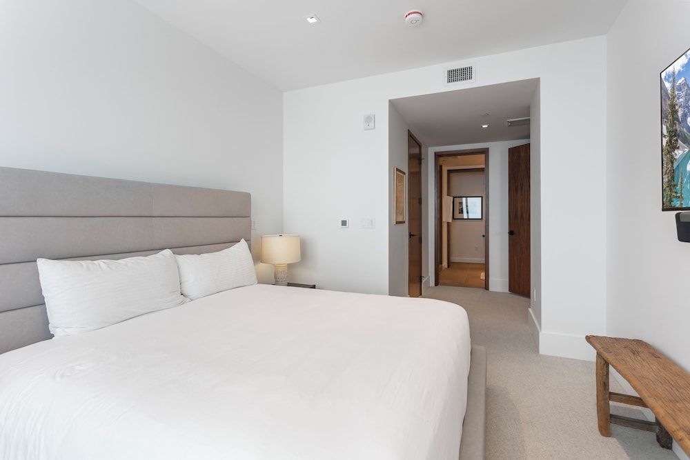 Argent at Deer Valley Resort - Three Bedroom Deluxe #405 3 Condo