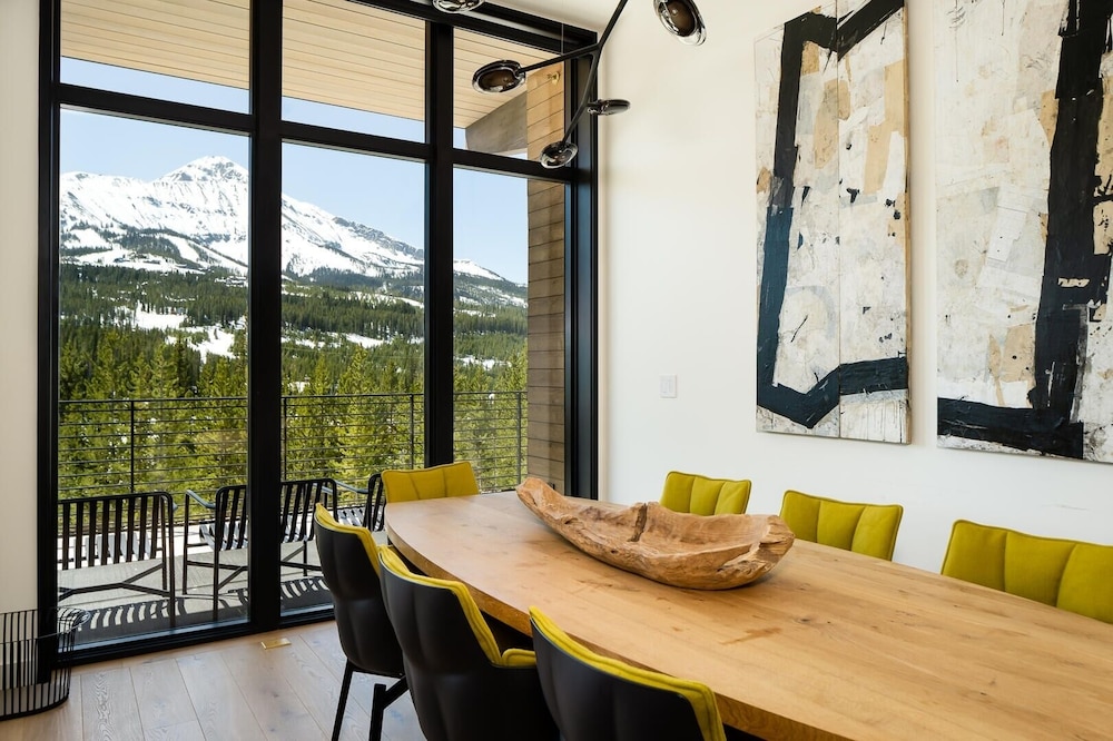Big Sky Lake Lodge