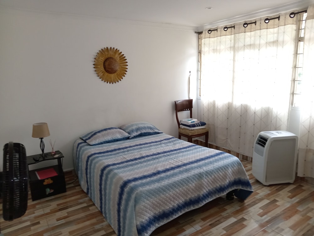 Linda Casa Vacacional Andy-Cali
