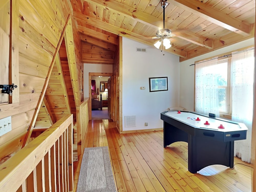 Pinnacle Place by Jackson Mountain Rentals