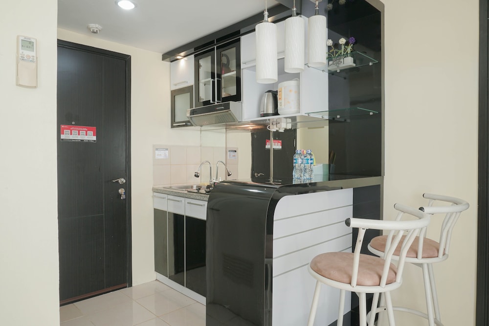 Homey 2BR Apartment @ Belmont Residence, 자카르타 - 12