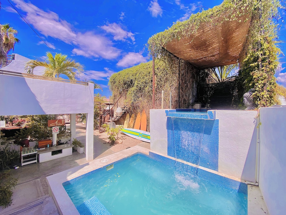 Perro Surfero Hotel Boutique - Todos Santos, BCS