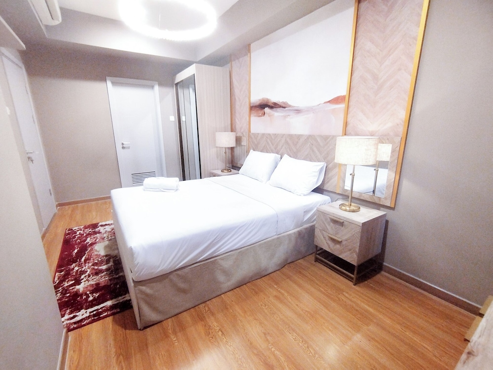 Strategic 2Br At Grand Sungkono Lagoon Apartment