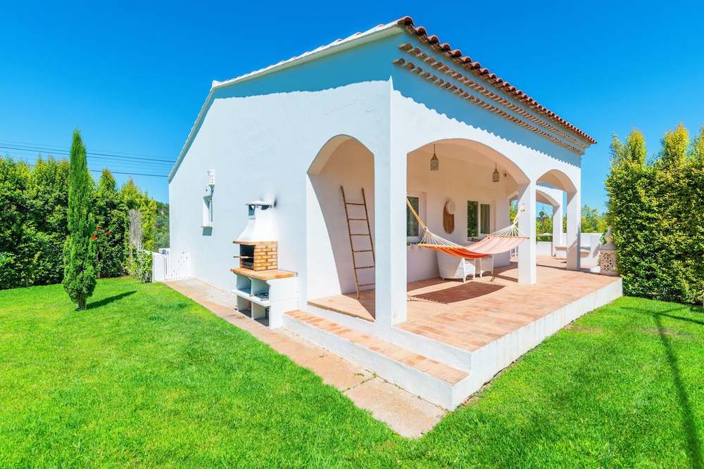 Laranjal Farm House