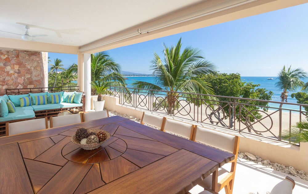 Calm and Cosy 4 Bedroom Condo - Property Image 5