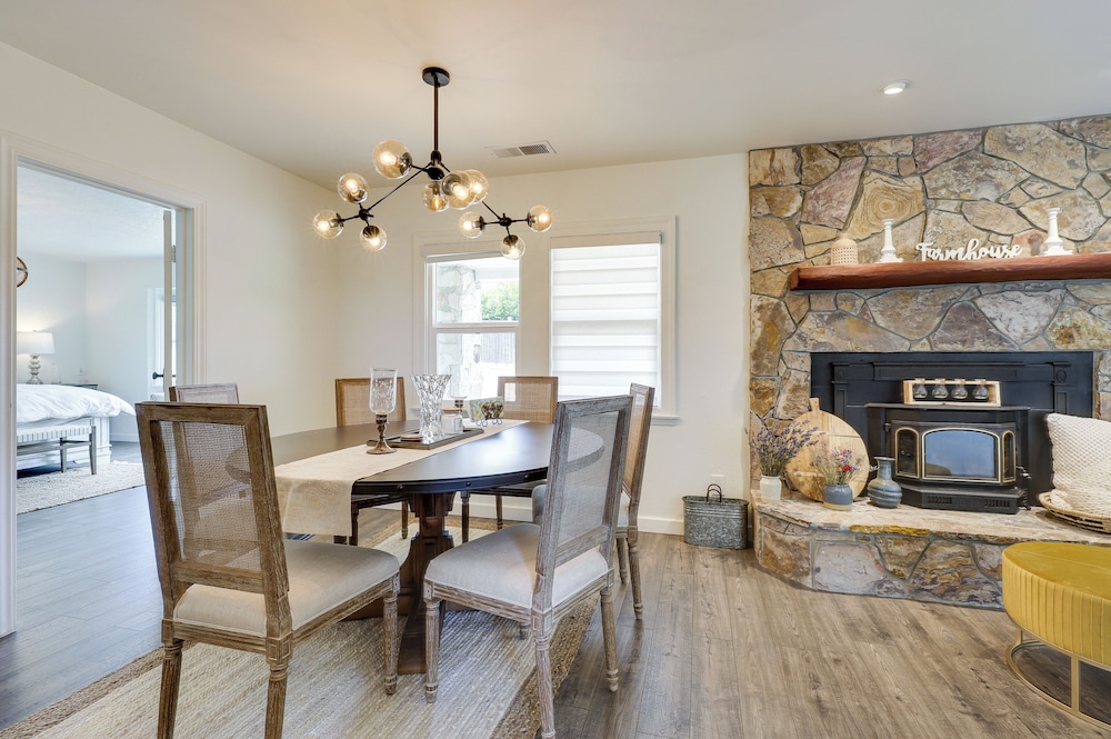 Sonoma County Vacation Rental w/ Vineyard Views!