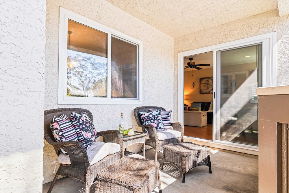 Close to Beach w/ Patio & Resort Amenities The Point at Corniche by Avantstay Str16-0458
