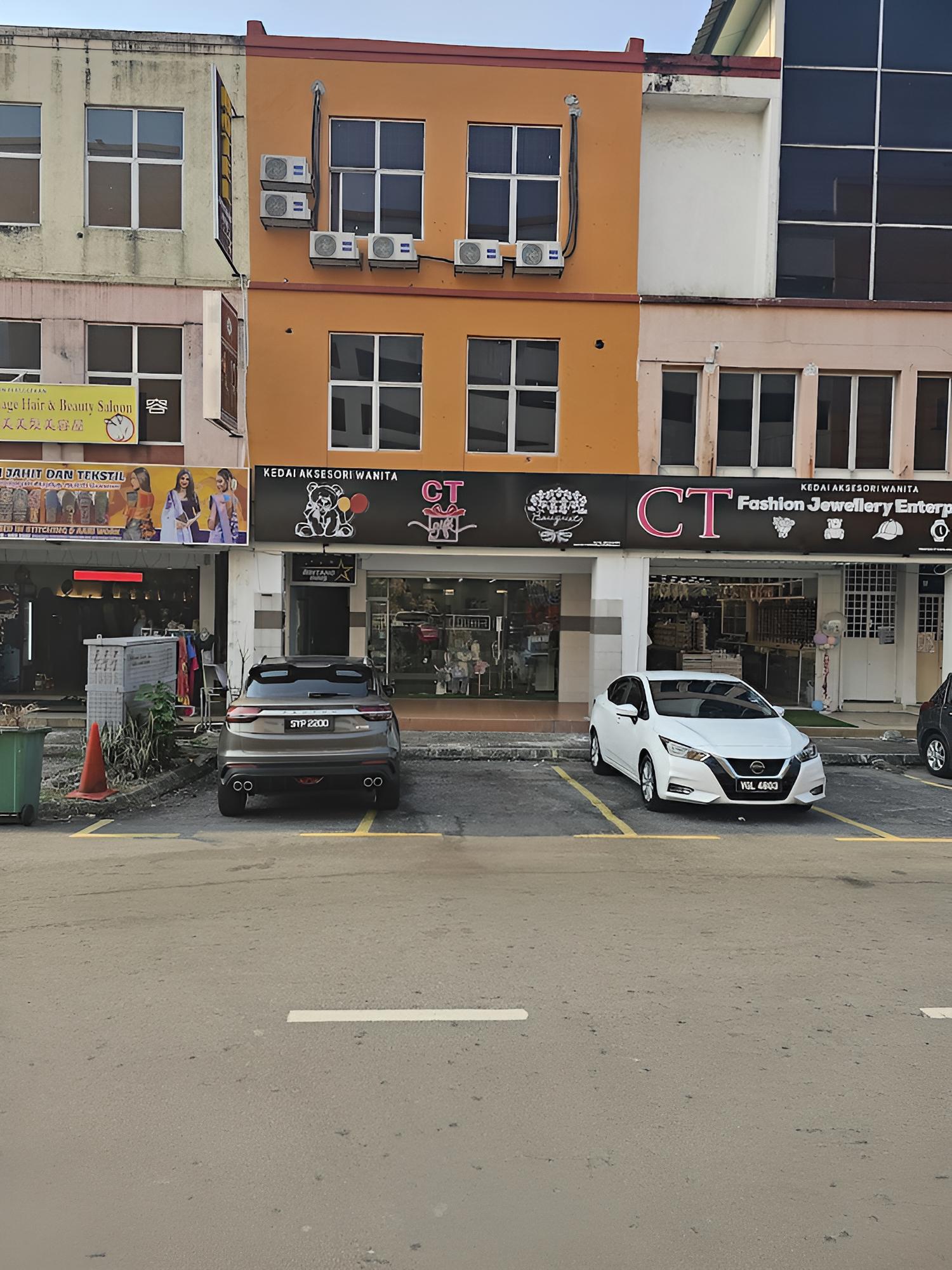 OYO 90867 Hotel Bintang Inns photo 4