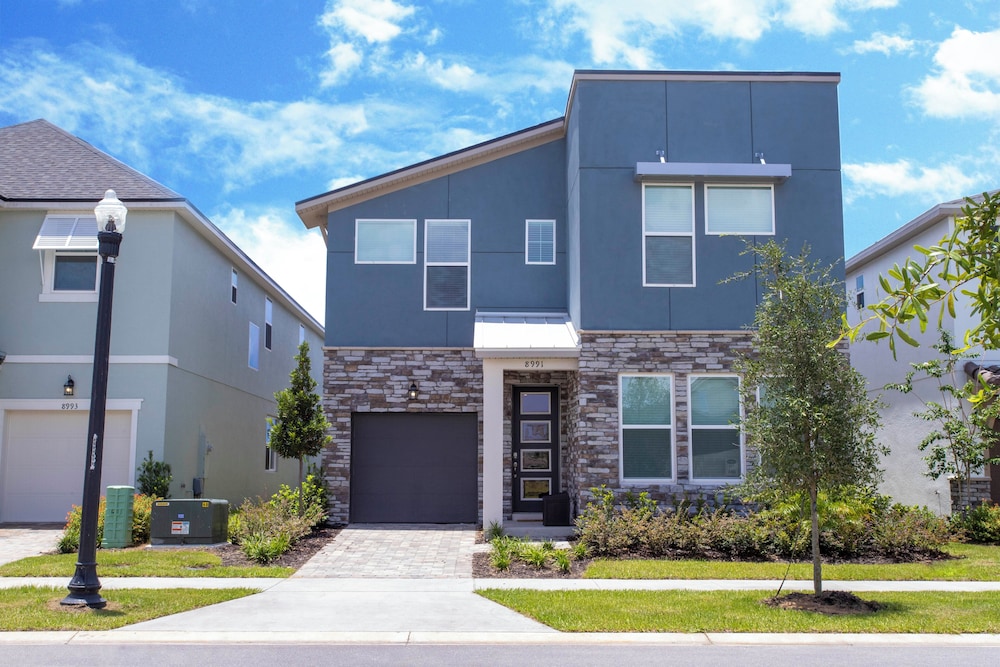 Wonderful 6 Bd w Game Room and Pool Solara Resort 8991 - Image 1