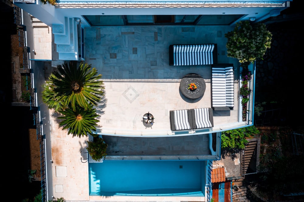 Villa Azure