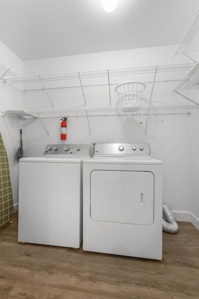 Grand Pointe 512 Gulf-front Stunning Views Top-notch Amenities