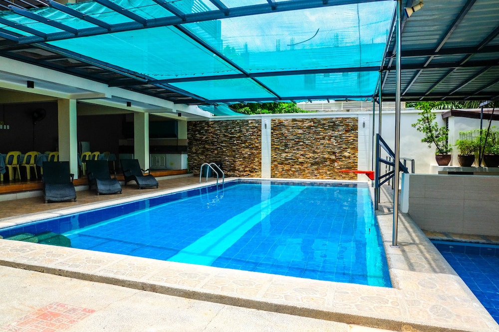 Summer Palace Hotspring Resort