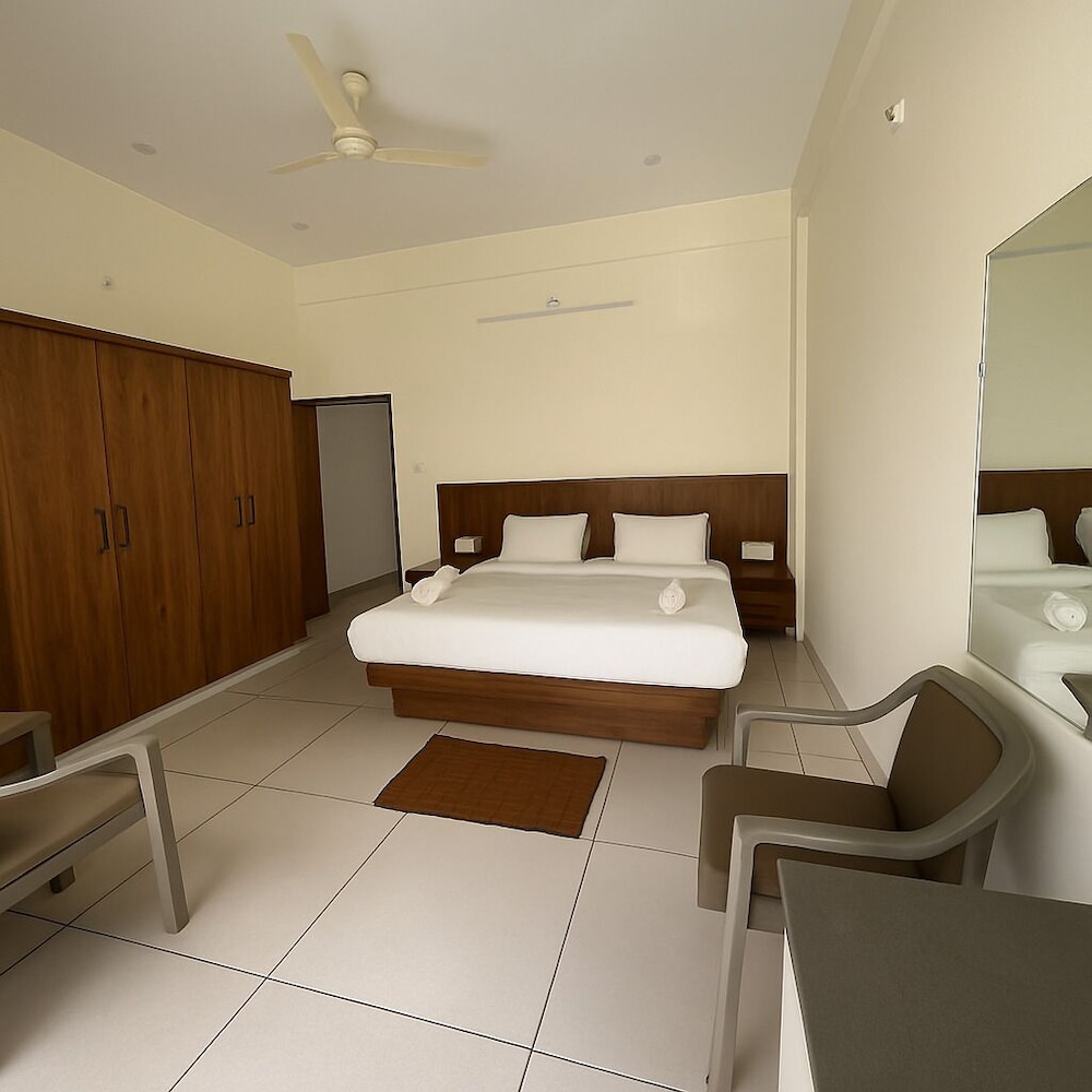 Savi Service Apartments