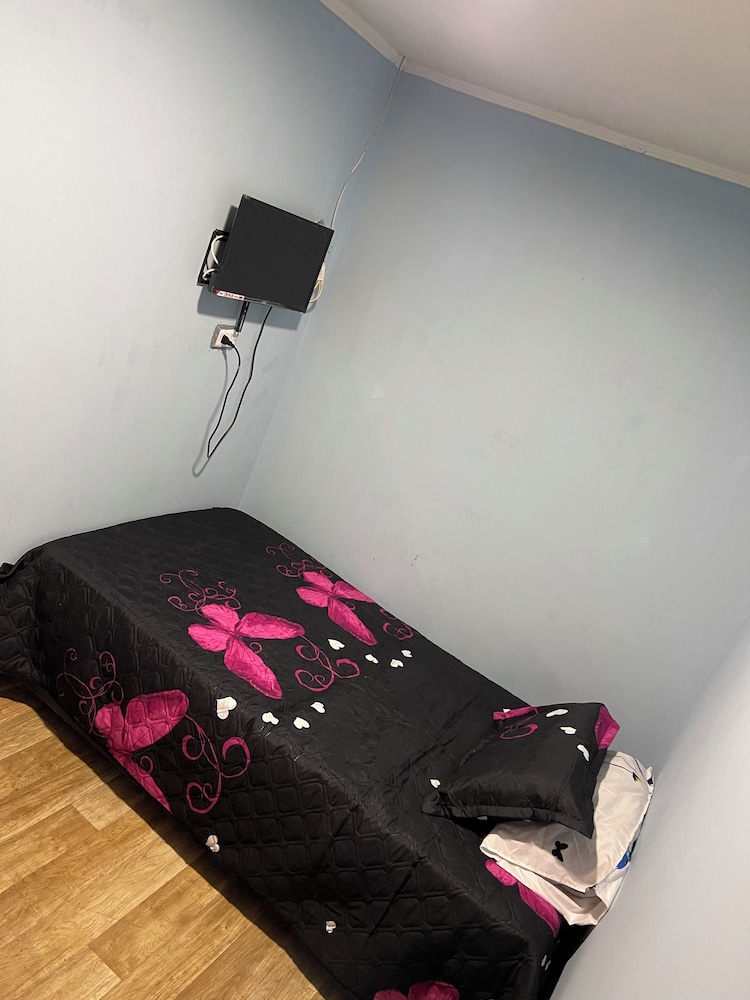 hostal low cost