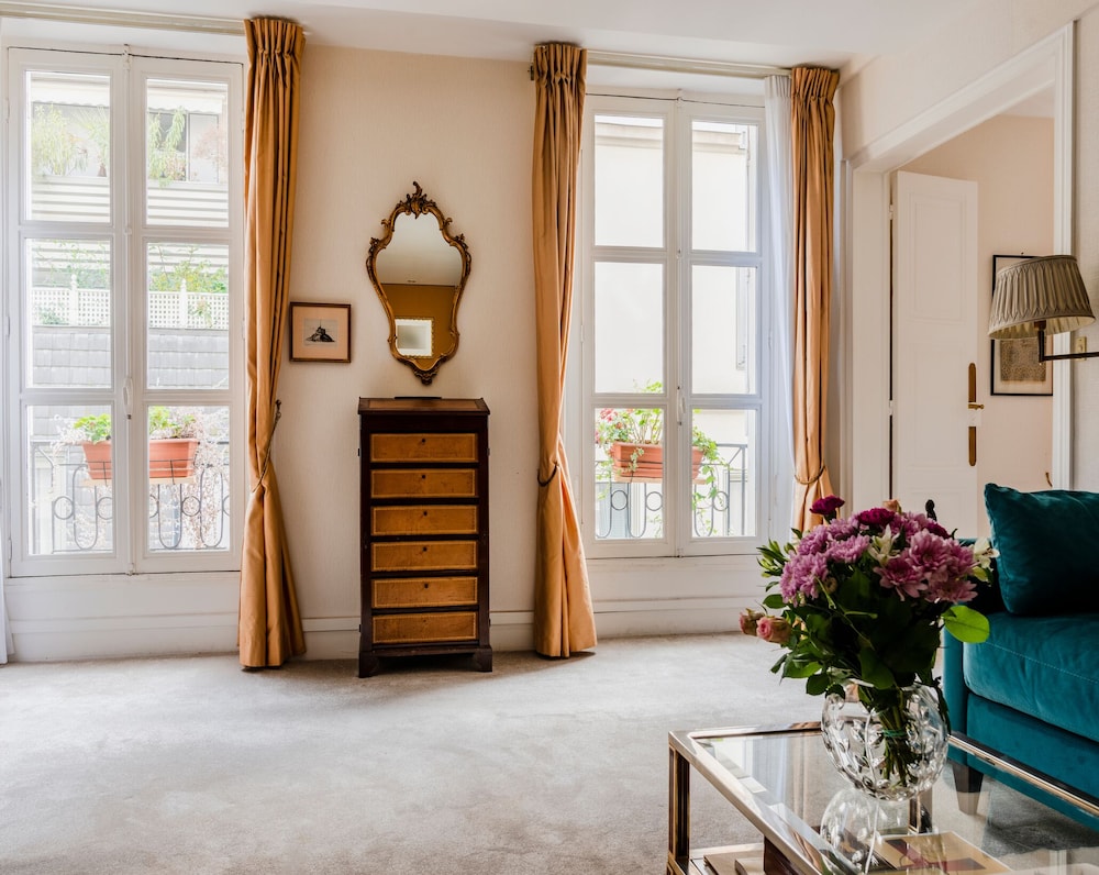 Saint-Germain Prestige Residence