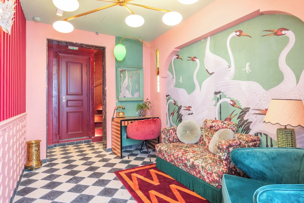 Maison La Bohème Montmartre - Studios & Apartments