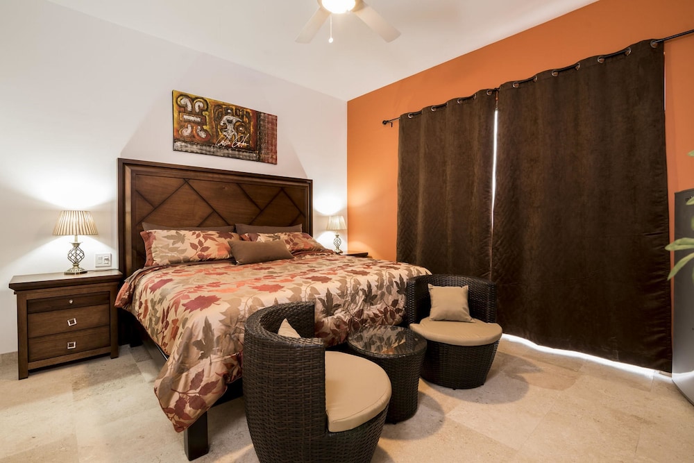 Paraiso Del Mar Resort B404 1 Bed by Casago