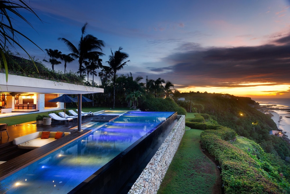 The Ungasan Clifftop Resort 105