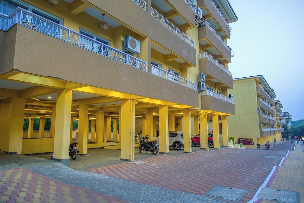 Alaya Stays Veera Marina 2BHK