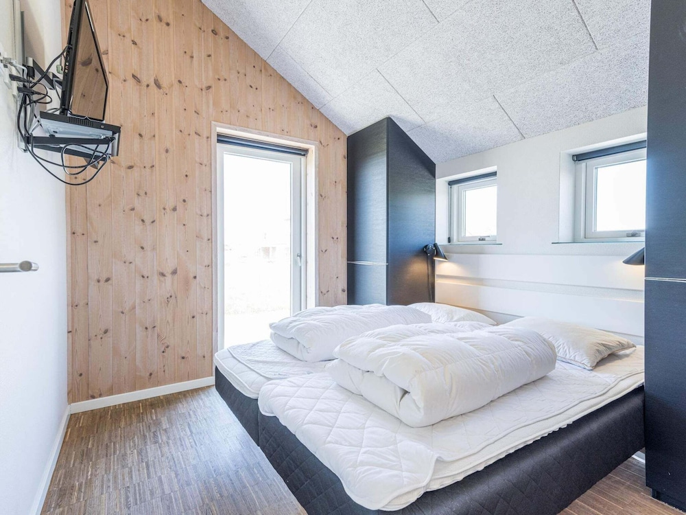 12 Person Holiday Home in Blavand view 4