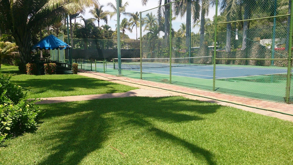 Los Tules Villas del Sol