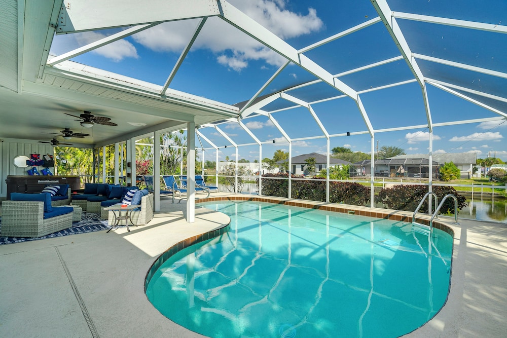 Canal-front Gem w/ Hot Tub, Foosball in Cape Coral