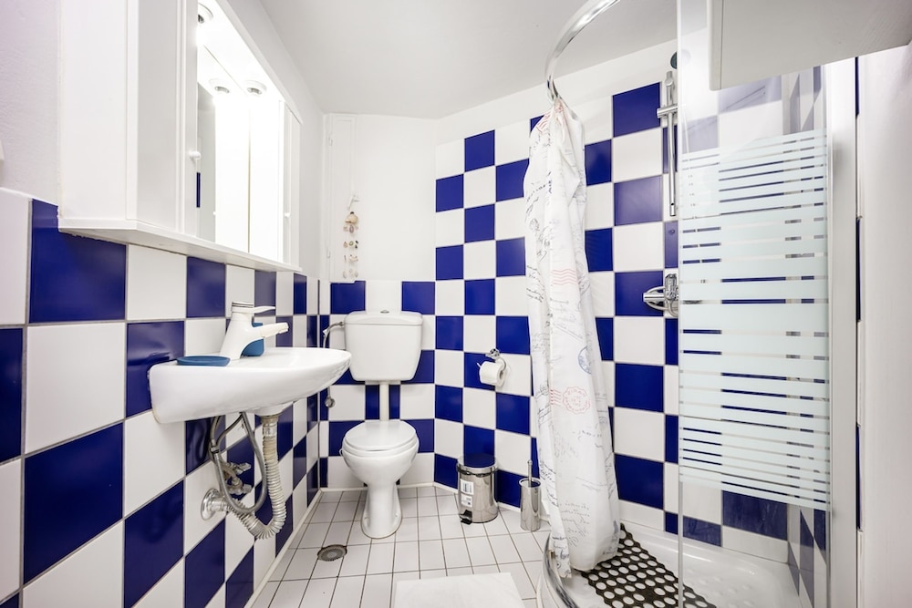 Diakou 38 Sunny Cozy 3bd apt Just a min Away to Acropolis