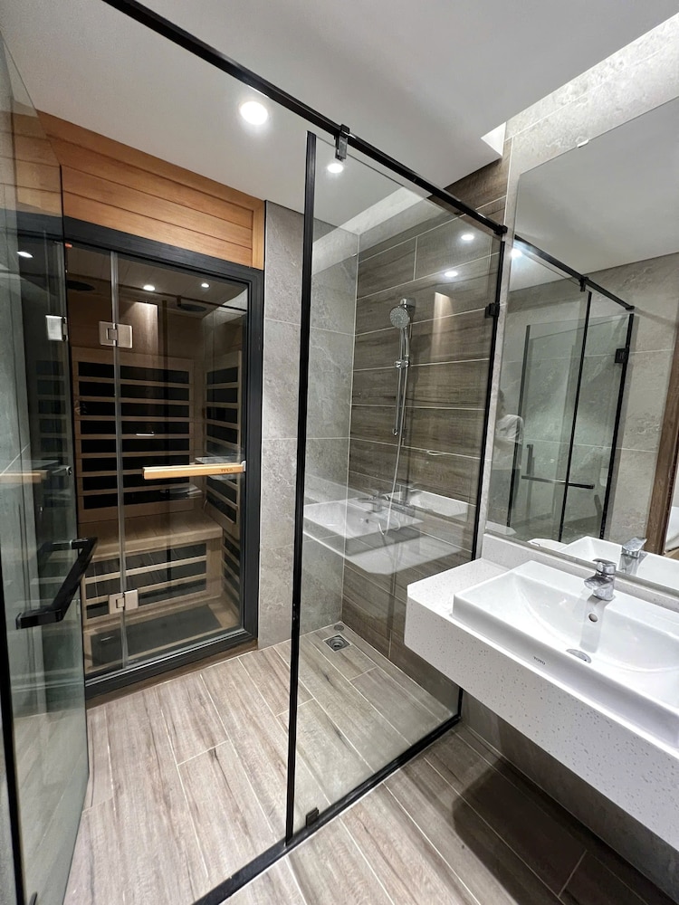 Onsen Landmark Luxury Apartments