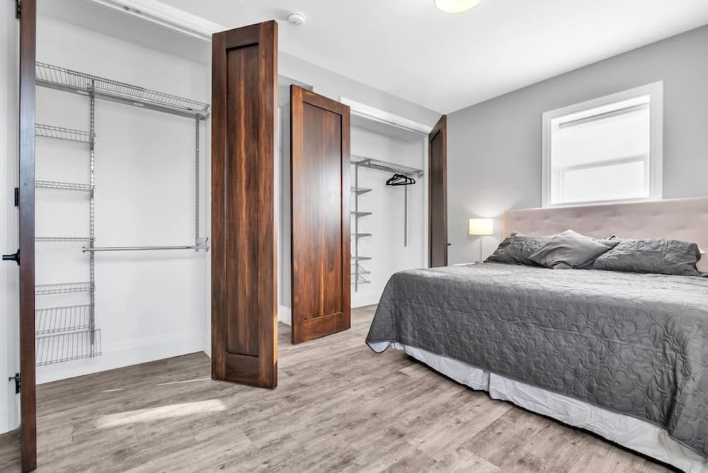 Tranquil 2BR Triplex in the Heart of Shelburne