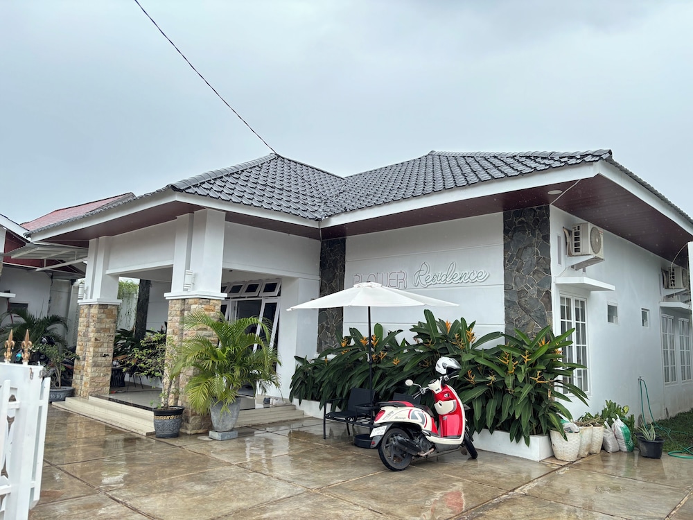 Hotel O Blower Residence Syariah