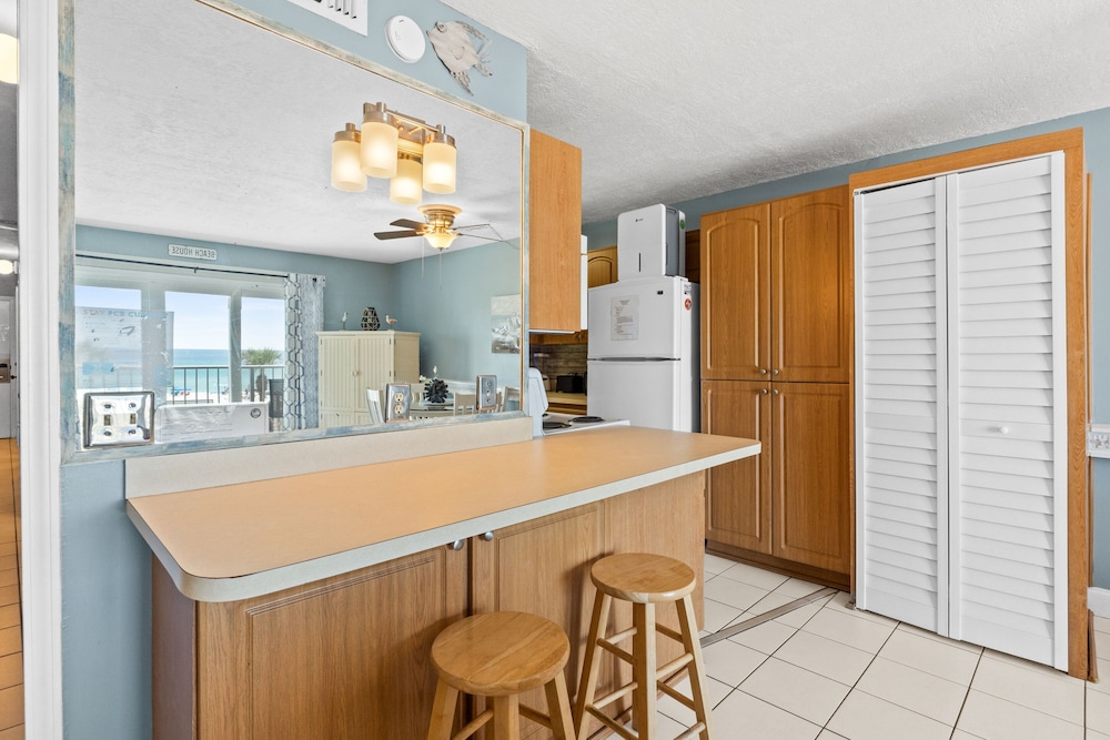 Summit Beach Resort by Panhandle Getaways