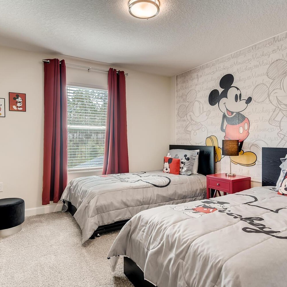 408 OC - Luxe 4BR Townhome Private Pool 11 Guests - Image 5