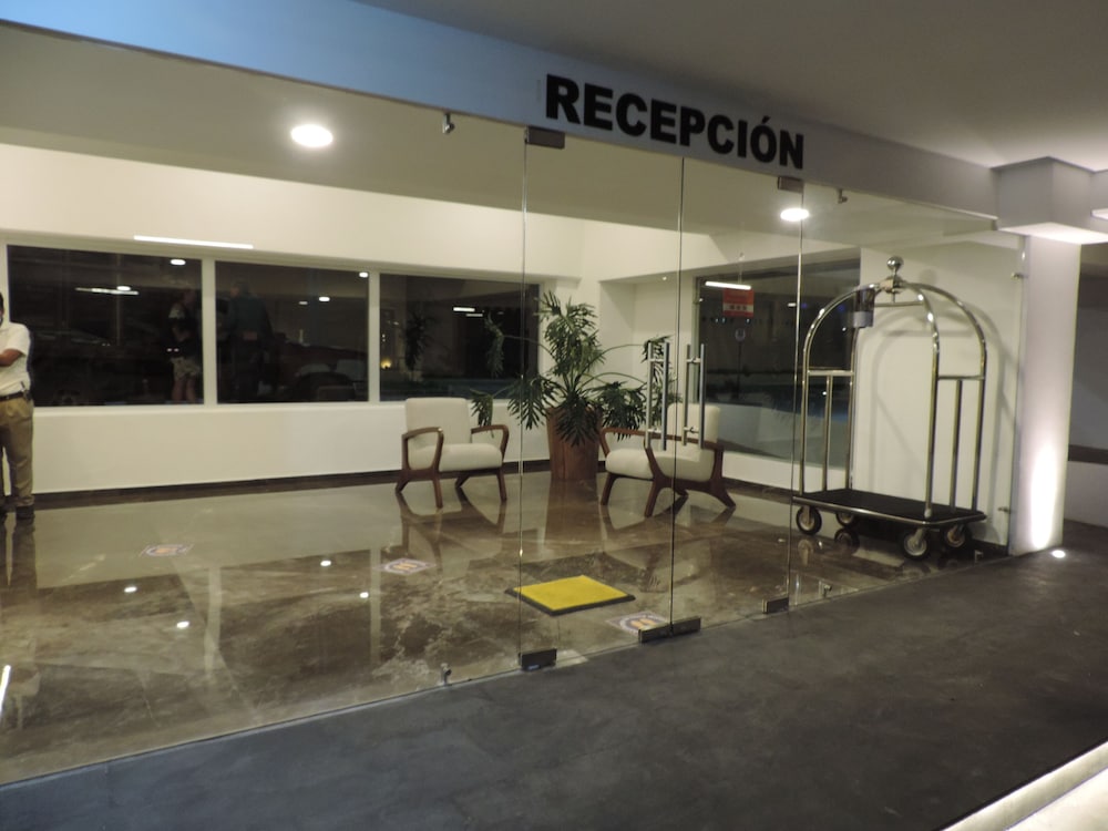 Boca del Rio Vacations - Hotel Plaza Sol - Property Image 3