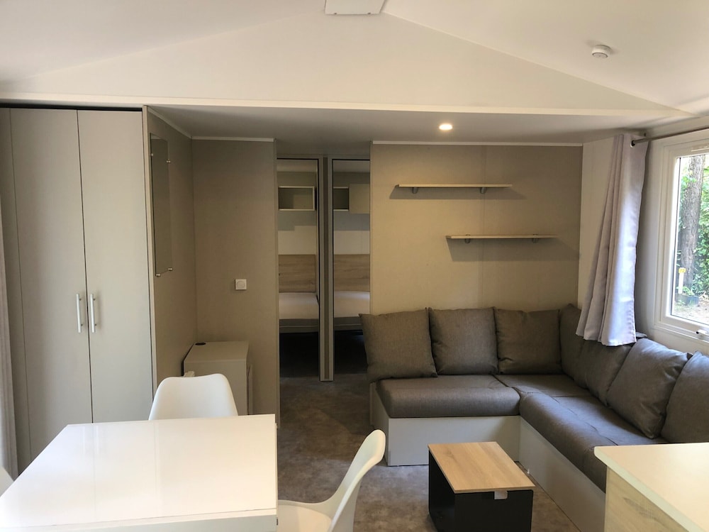 Chalet Near Antwerp & Family Fun at Bobbejaanland