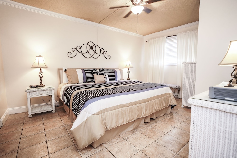 Summit Beach Resort by Panhandle Getaways