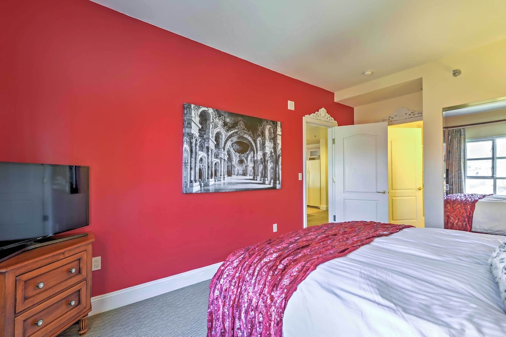 Lake Las Vegas Condo w/ Balcony, Resort Amenities!