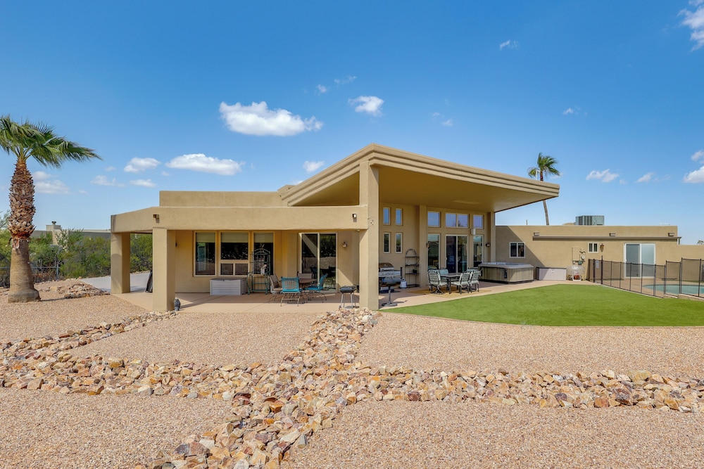 Home Near El Conquistador Golf: Hot Tub + Mtn View