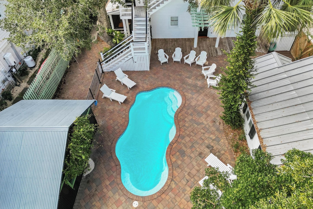 Cake by the Ocean Tybee Vacation Rentals