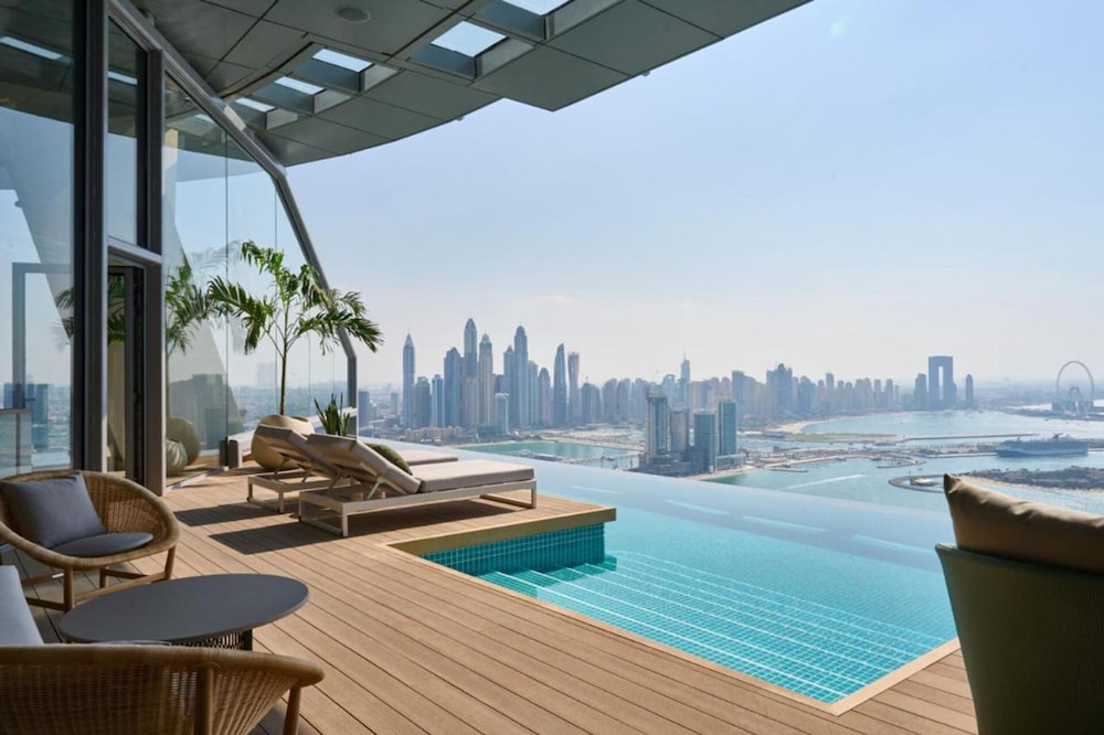 Palm Jumeirah - Palm Tower T1 4106