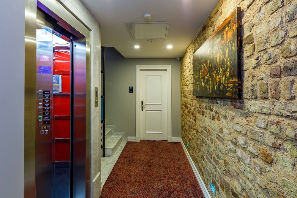 La Porte de Taksim - Image 16