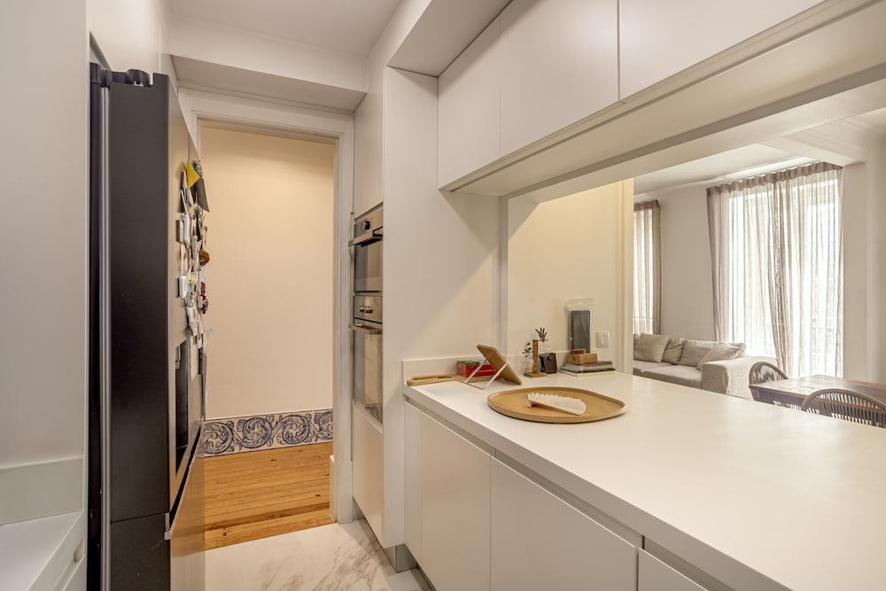 Grand Central Apartment by Homing