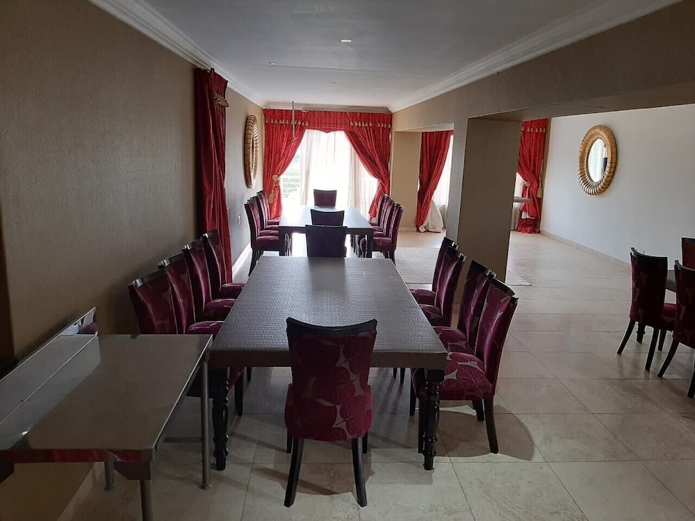 meeting & event spaces