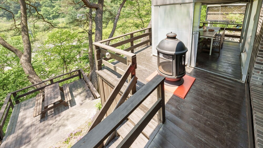 Gapyeong On The Hill Pool Villa