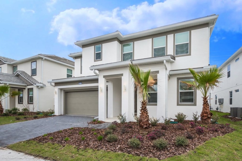 Beautiful Villa With Private Pool, Close to Disney, Orlando Villa 2657 - Image 4