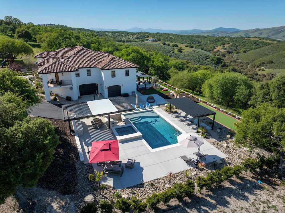 Blue Oak Oasis
