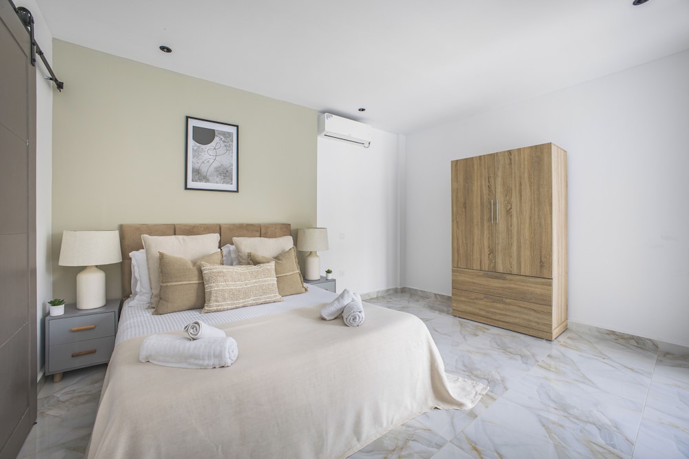 Appartement de 3 pieces a Birkhadem