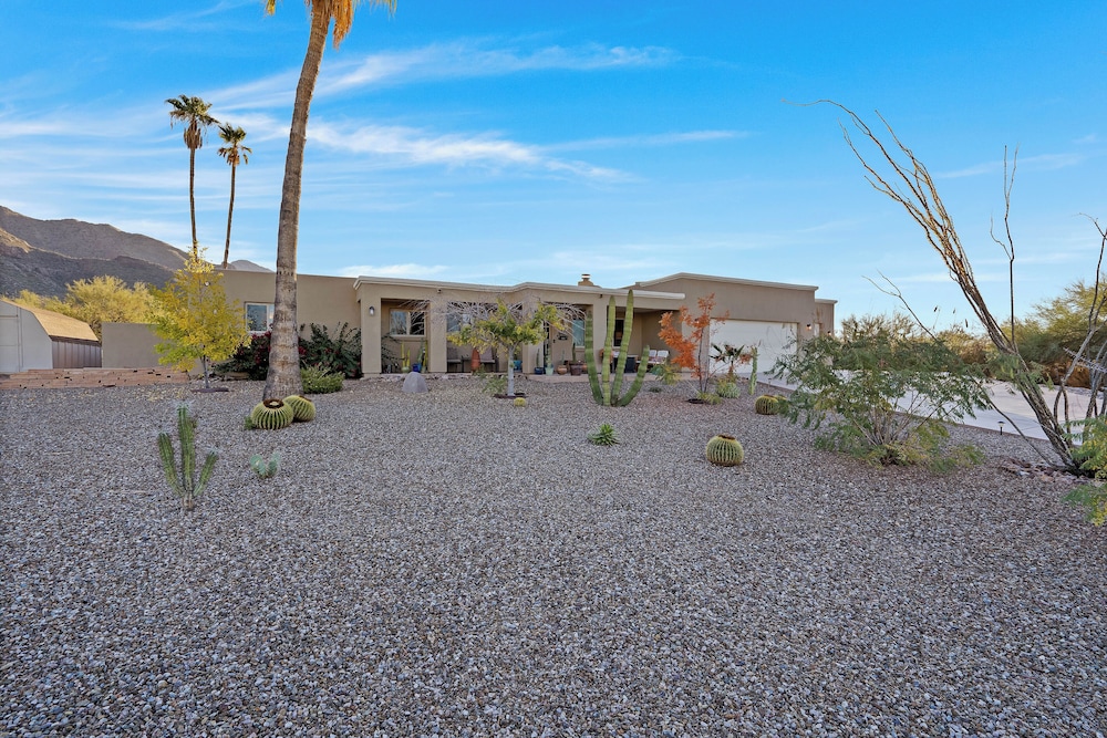 Home Near El Conquistador Golf: Hot Tub + Mtn View