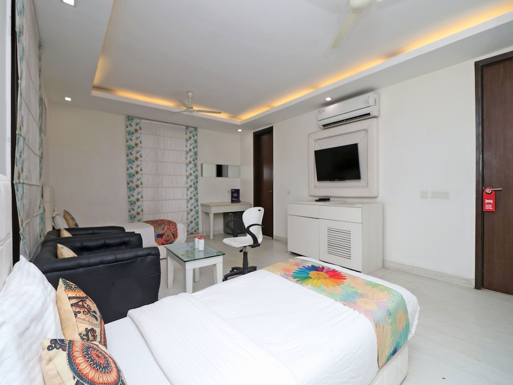 OYO 12346 Siris Inn
